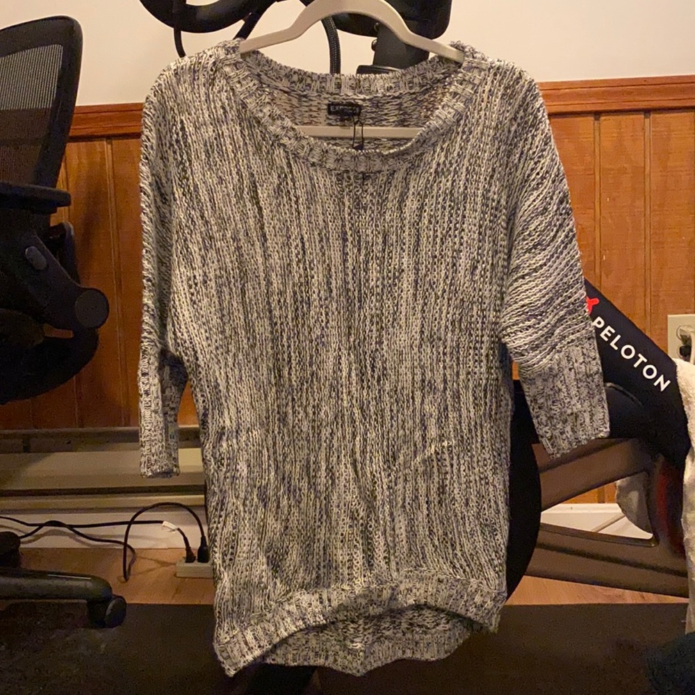 NWOT Express 3/4 sleeve sweater